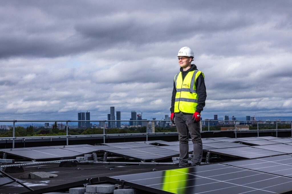 Proyecto de energía solar, imagen de Pixabay